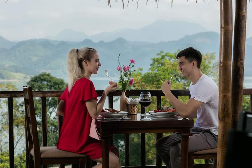 Du lịch Ba Khan Hòa Bình