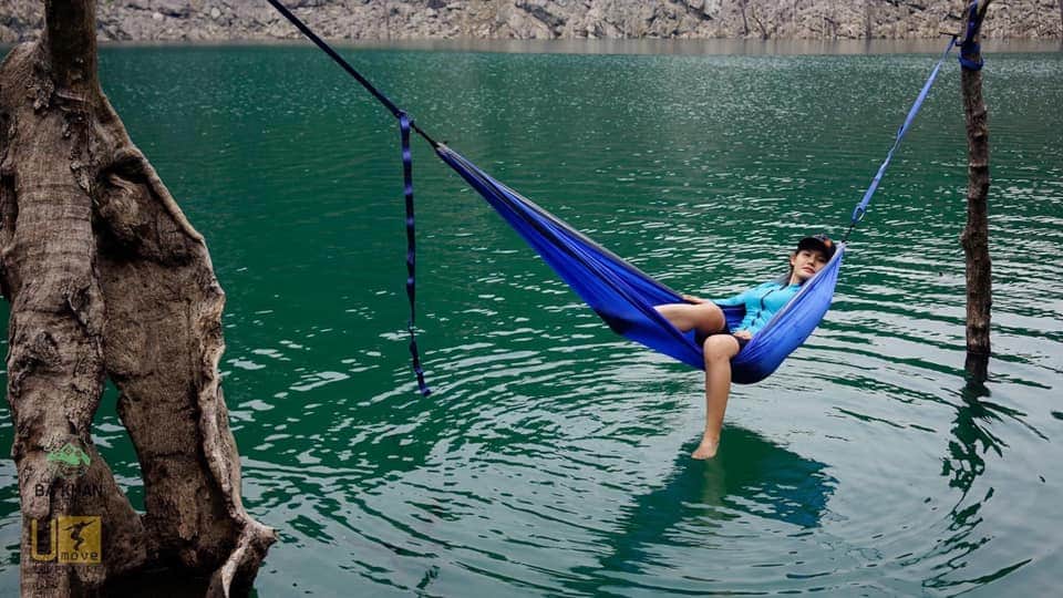 Du lịch bản Ngòi: Trekking động Hoa Tiên và hồ Tiên 2 ngày