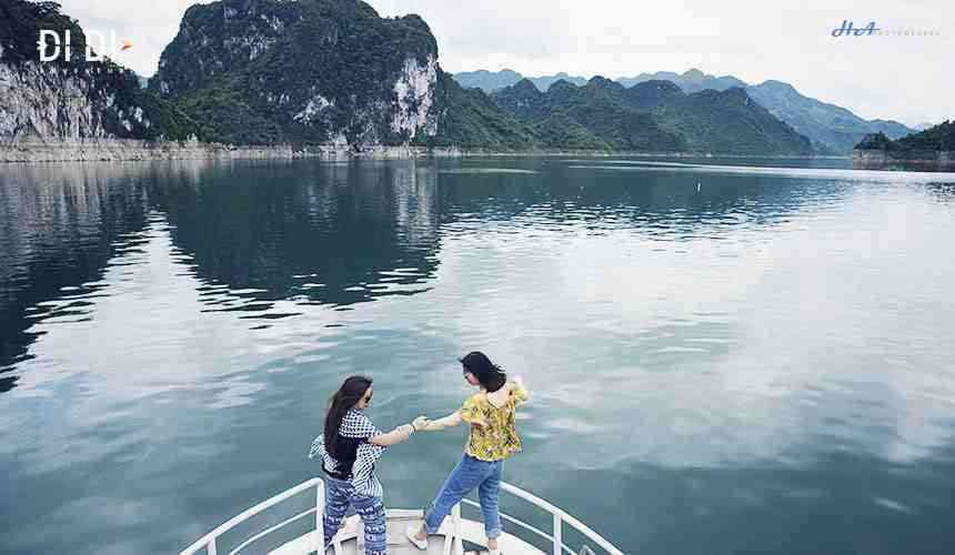 Tour Du thuyền Hồ Hòa Bình 1 ngày