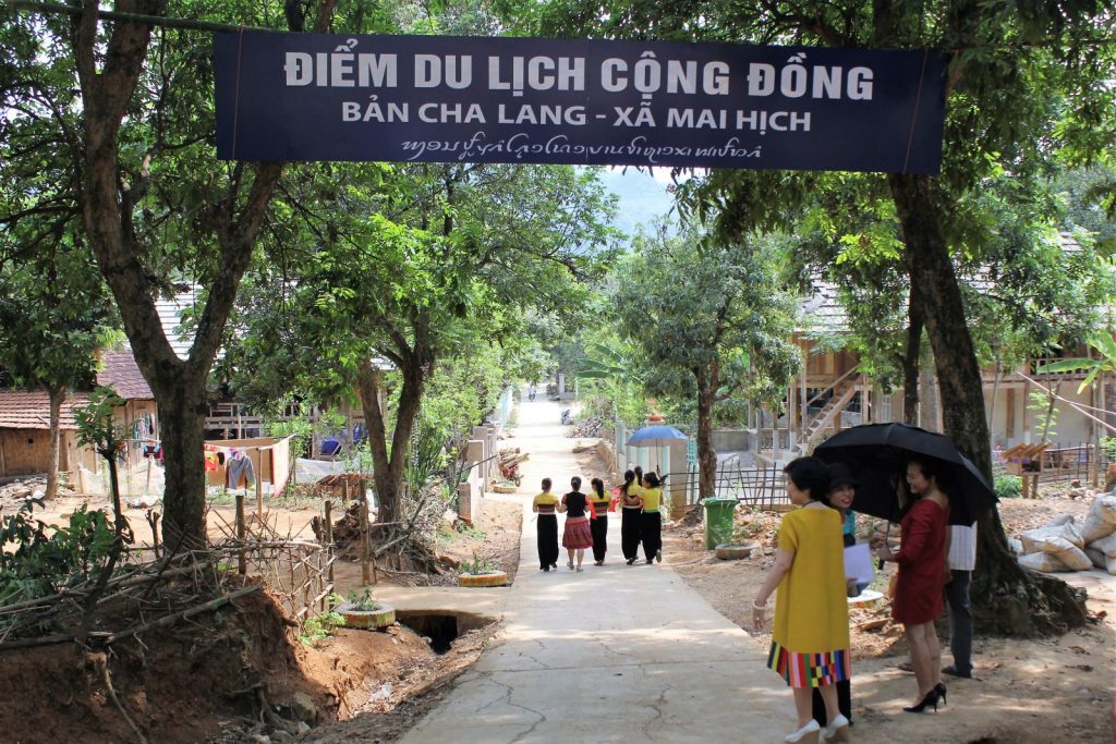 Tour Hồ Hòa Bình – Mai Hịch 2 ngày