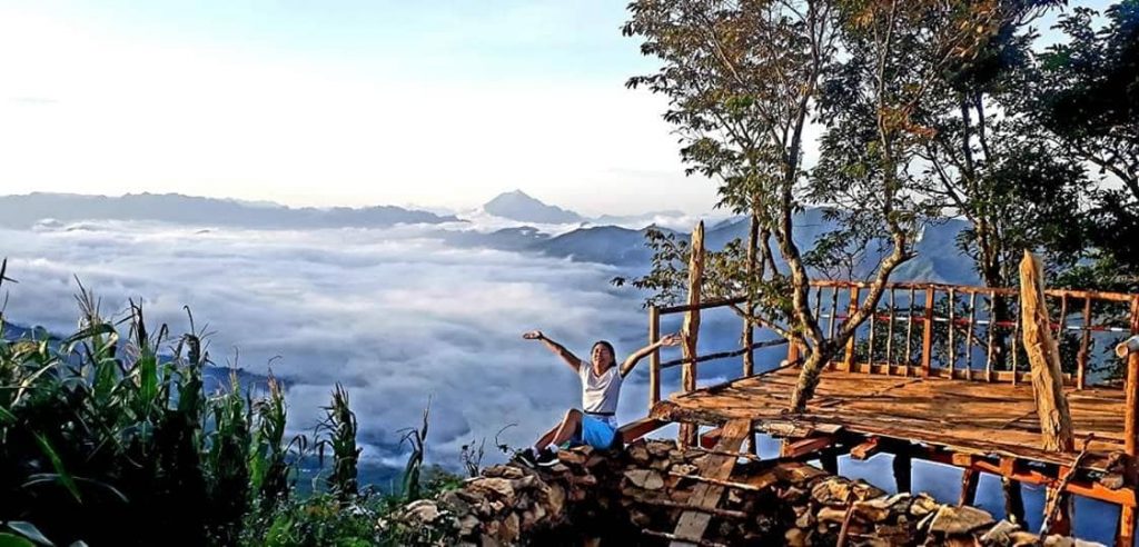 Thả m&igrave;nh v&agrave;o bầu trời m&acirc;y Hang Kia P&agrave; C&ograve;