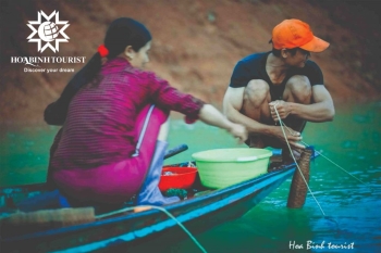 Bản Ngòi Hoa Thung Nai Hòa Bình